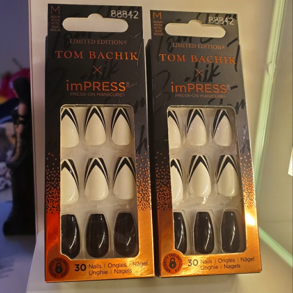 Tom Bachik x imPRESS Limited Press-On Nails ~ Black & White Stripe (1 Box)